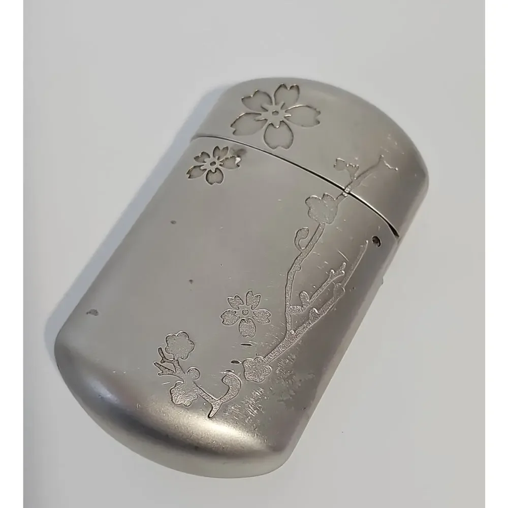 Vintage Silver Tone Pocket Ashtray Portable Travel Cigarette Butt Holder